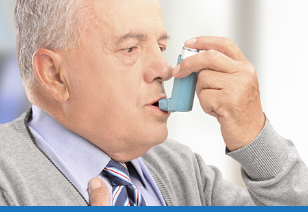 Condição em que as vias aéreas de uma pessoa ficam inflamadas, estreitas e inchadas, o que leva a tosse, falta de ar e chiado dificultando a respiração.